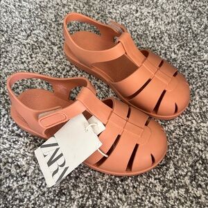 NWT Zara girls sandals